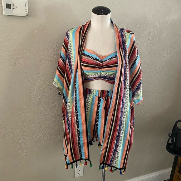 Verdusa Woman’s 3 pc Boho Shorts set with Kimono Sz Med - Picture 5 of 9